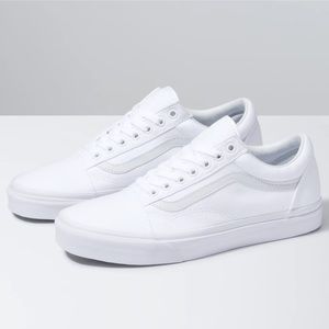 Canvas Old Skool- Size 6.5 Men=8.0 Women